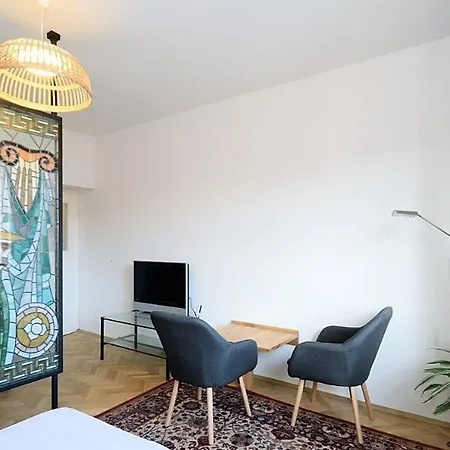 Premium Old Apartament